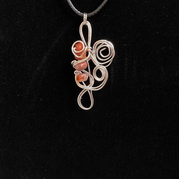 Natural Carnelian Whimsical Pendant - Picture 3 of 3